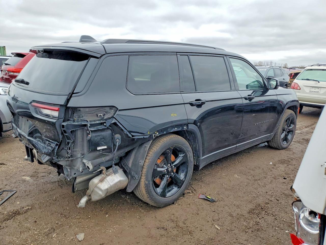2022 Jeep Grand Cherokee L Limited - Image 3