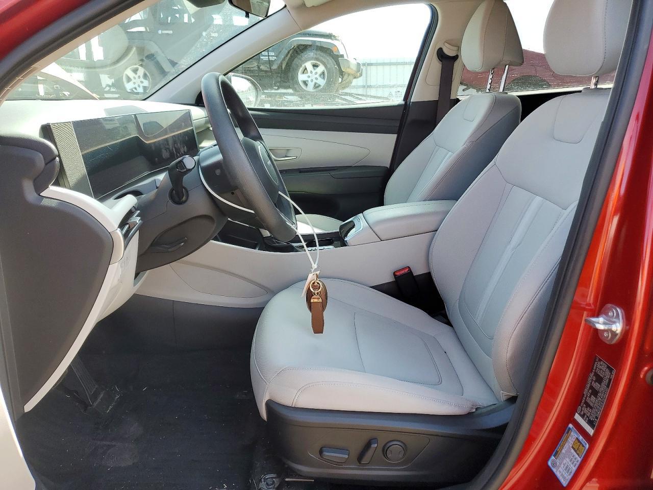 2025 Hyundai Tucson Sel - Image 7