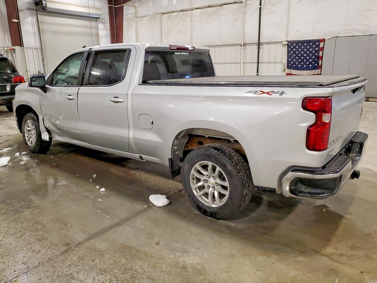 2022 Chevrolet Silverado Ltd K1500 Lt - Фото 2