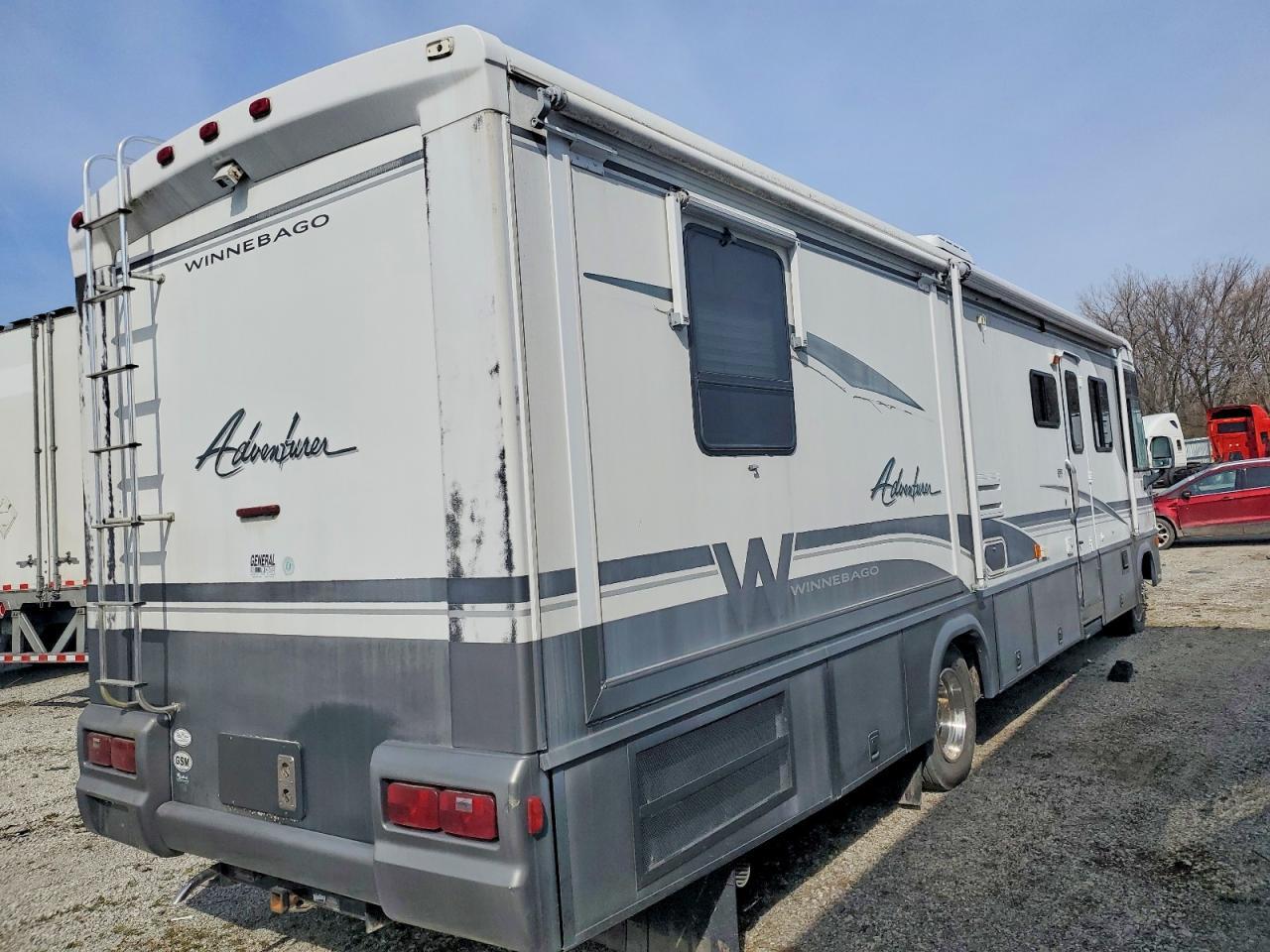 2000 Adventure Rv - Image 4