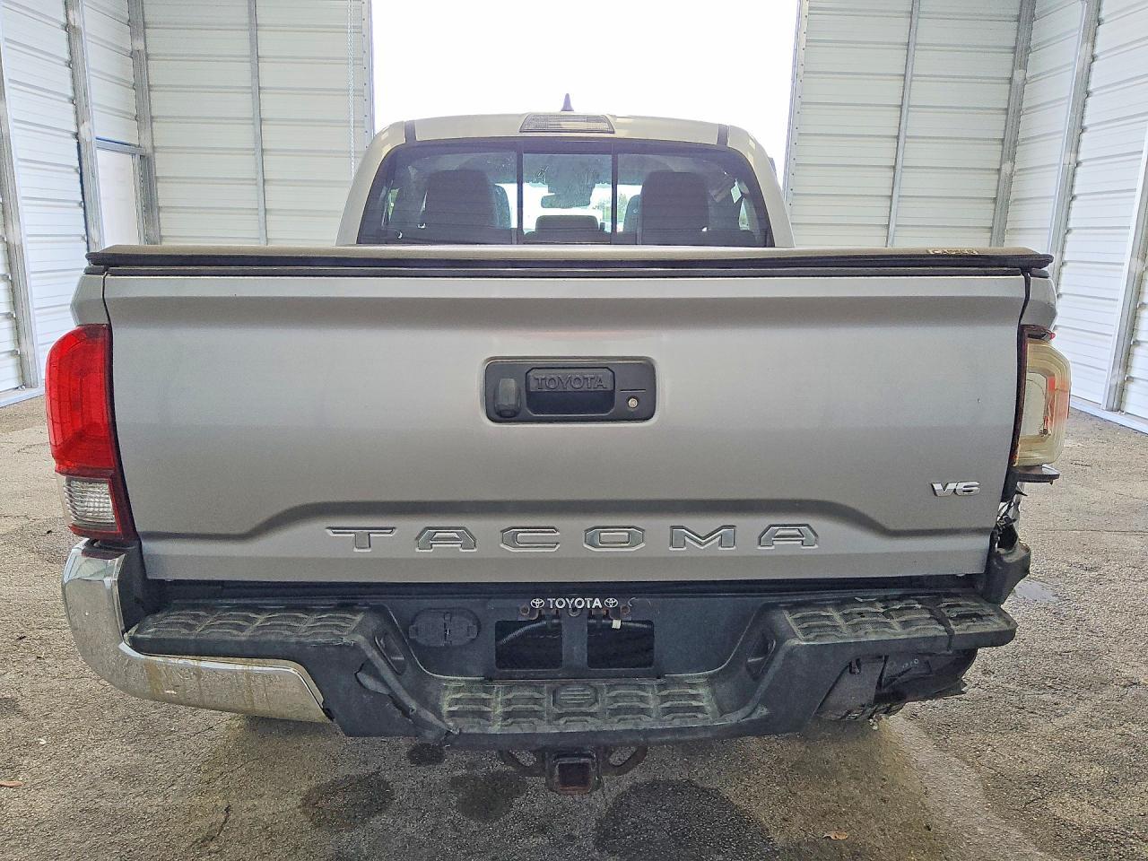 2020 Toyota Tacoma Sr5 V6 - Image 6