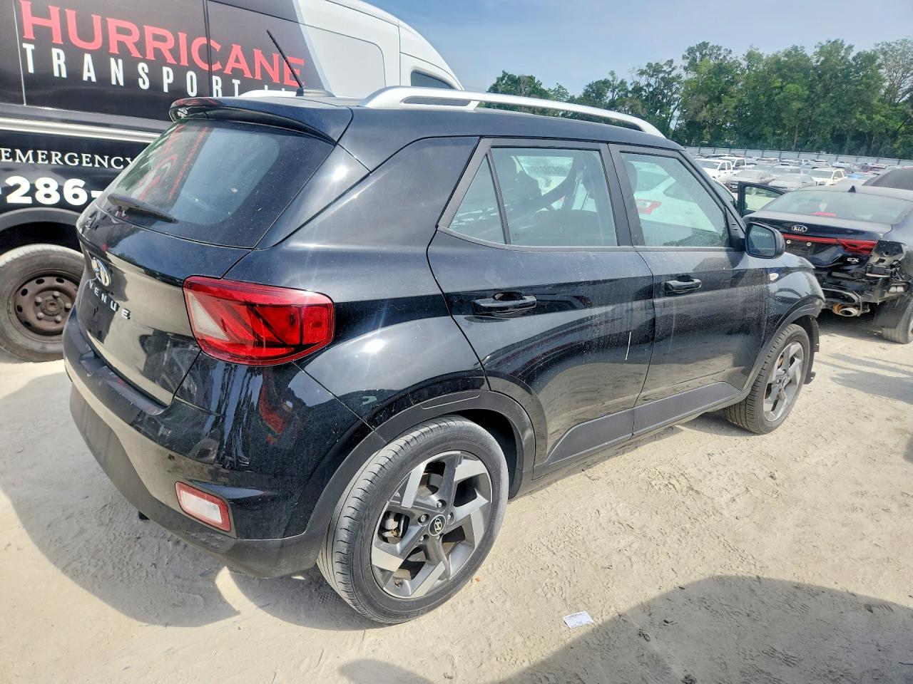 2023 Hyundai Venue Sel - Фото 3