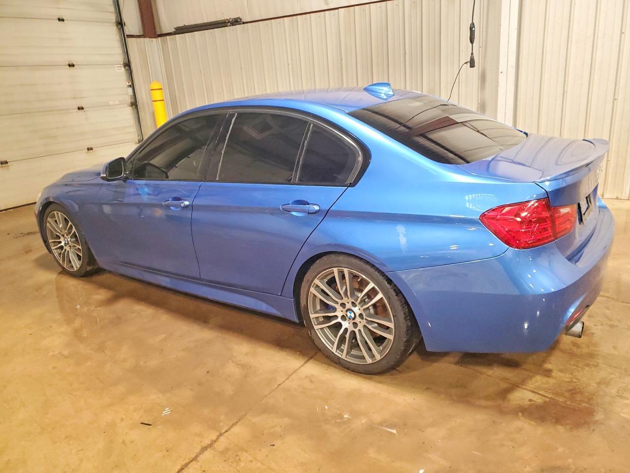 2014 BMW 335 I - Фото 2