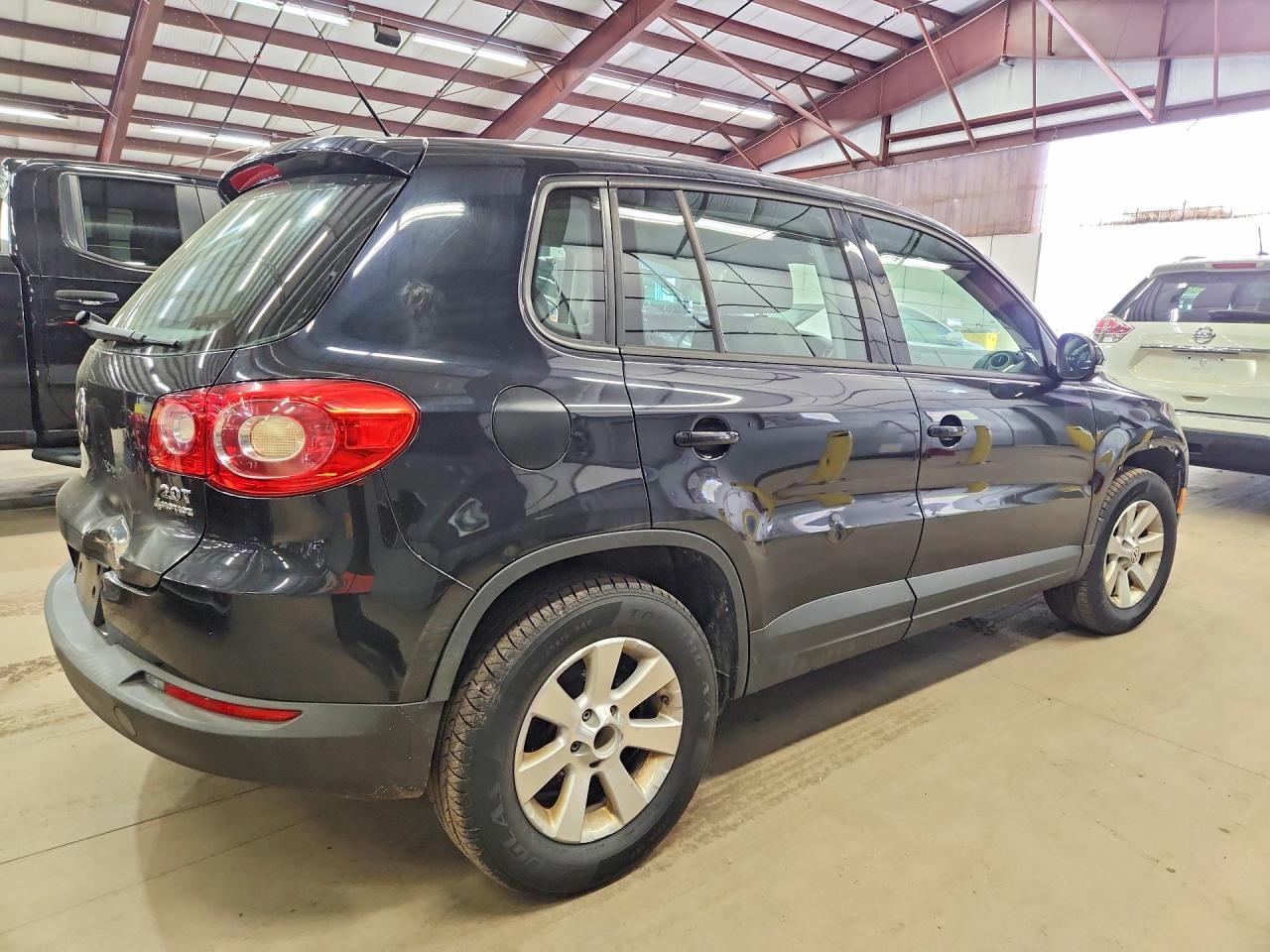 2010 Volkswagen Tiguan Se - Фото 3