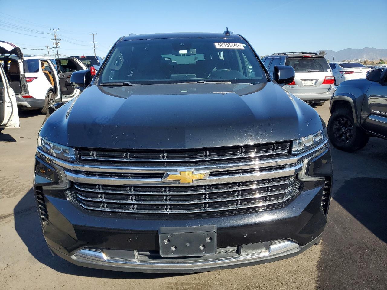 2023 Chevrolet Suburban C1500 Lt - Image 5