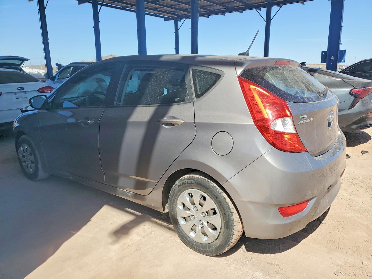 2017 Hyundai Accent Se - Image 2