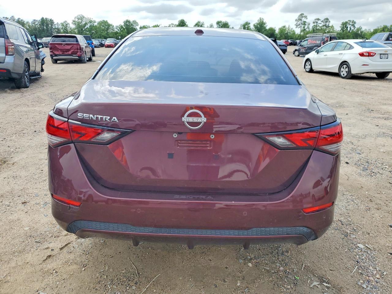 2025 Nissan Sentra Sv - Image 6