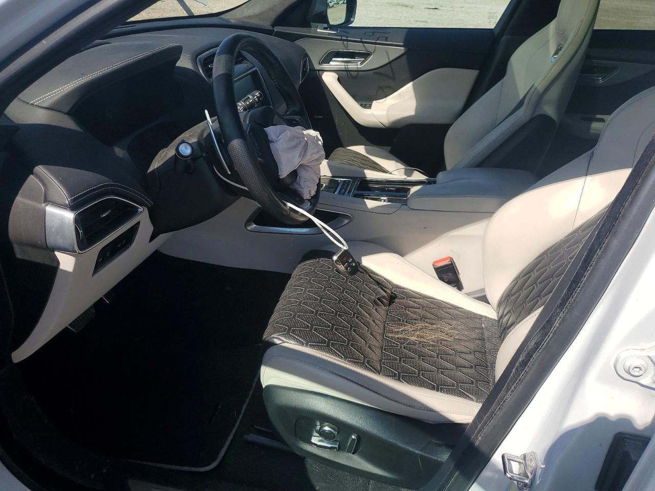 2020 Jaguar F-Pace Svr - Image 7