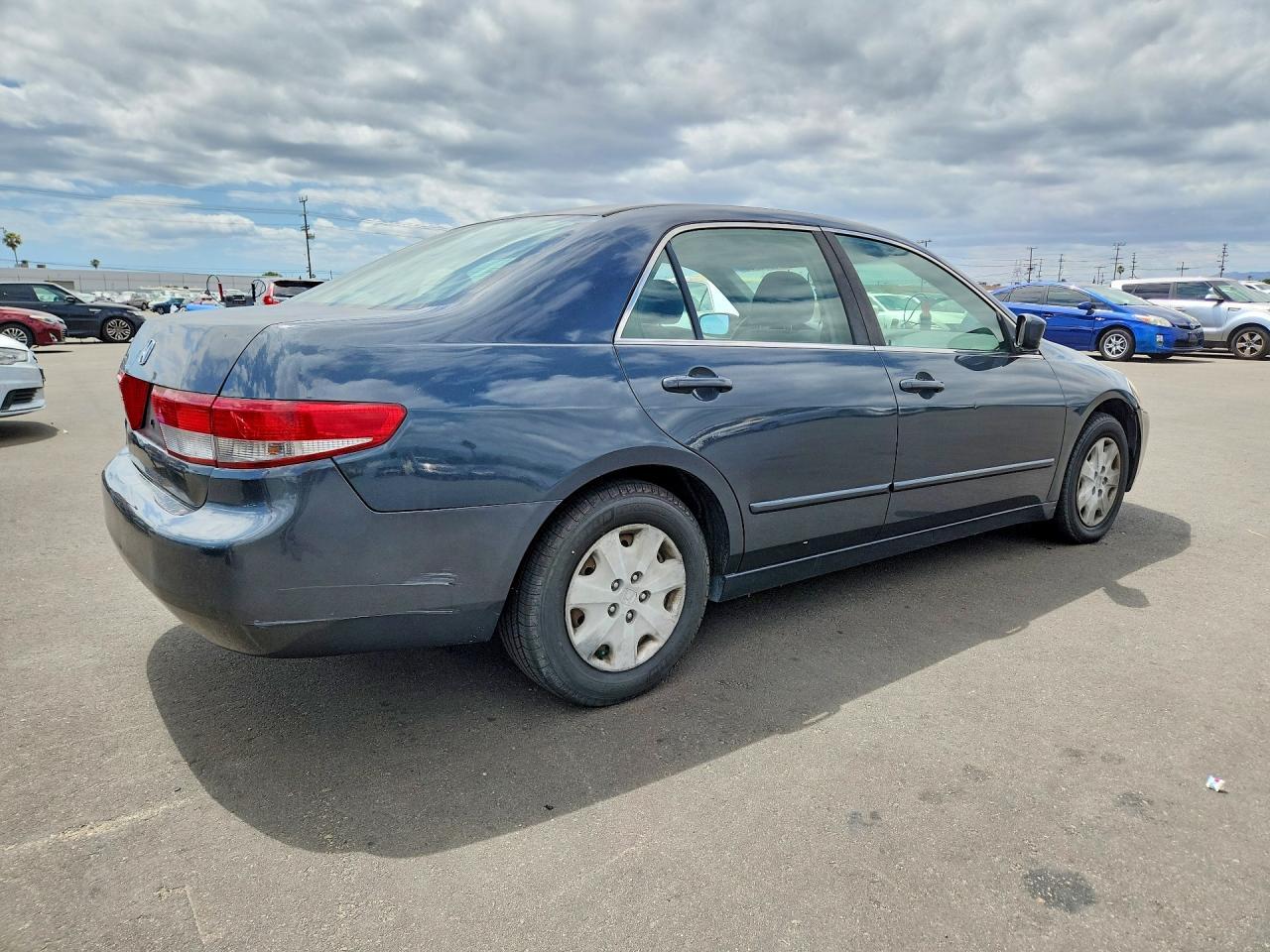 2003 Honda Accord Lx - Image 3
