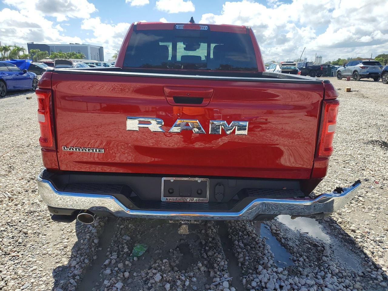 2026 Ram 1500 Laramie - Фото 6