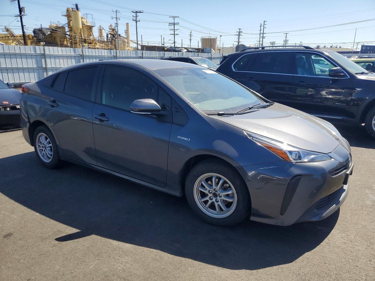 2022 Toyota Prius Le - Фото 4