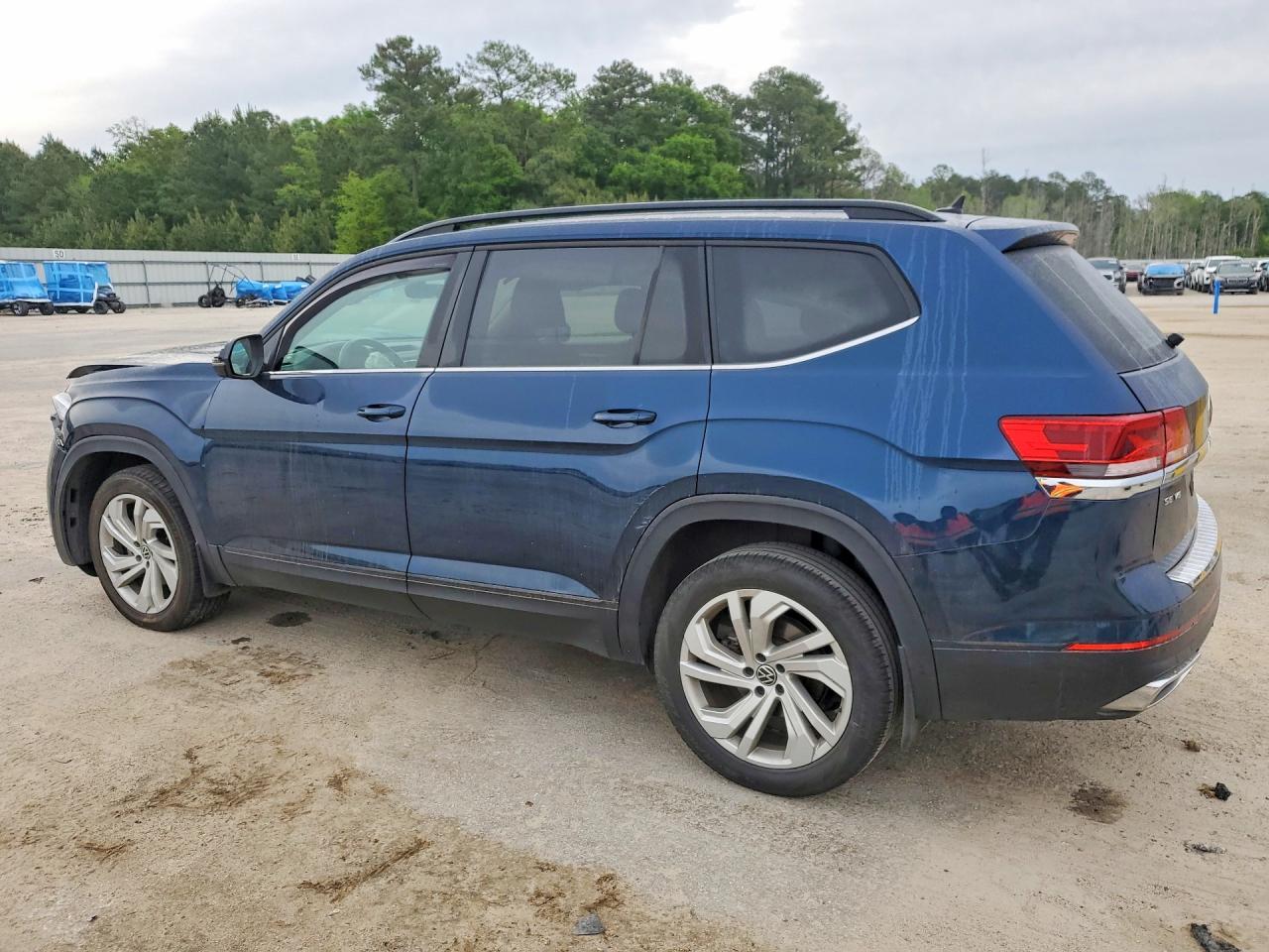 2023 Volkswagen Atlas Se - Фото 2