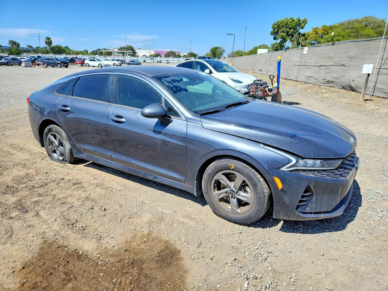 2023 Kia K5 Lxs - Image 4