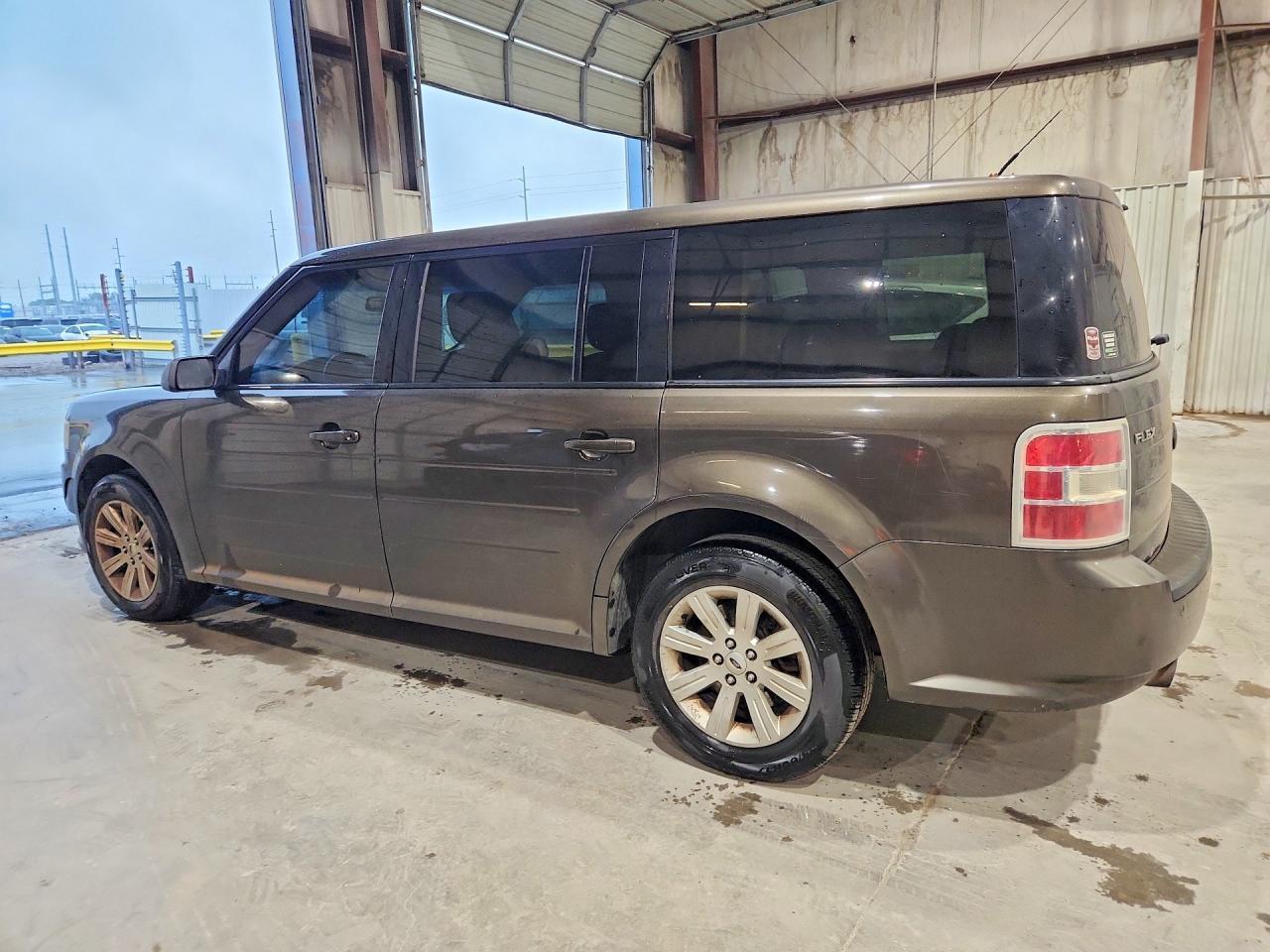 2011 Ford Flex Se - Image 2