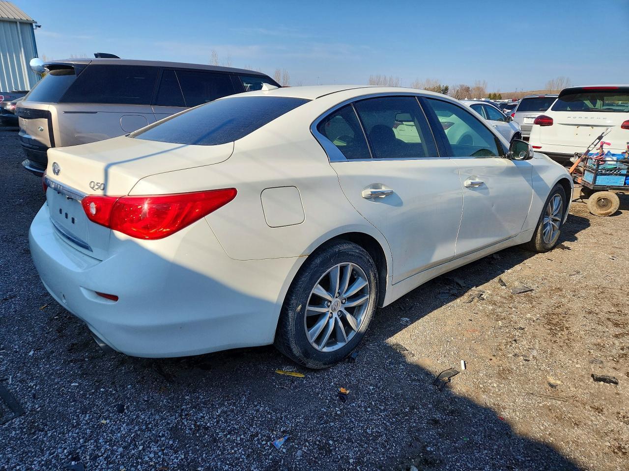 2016 Infiniti Q50 2.0T - Image 3