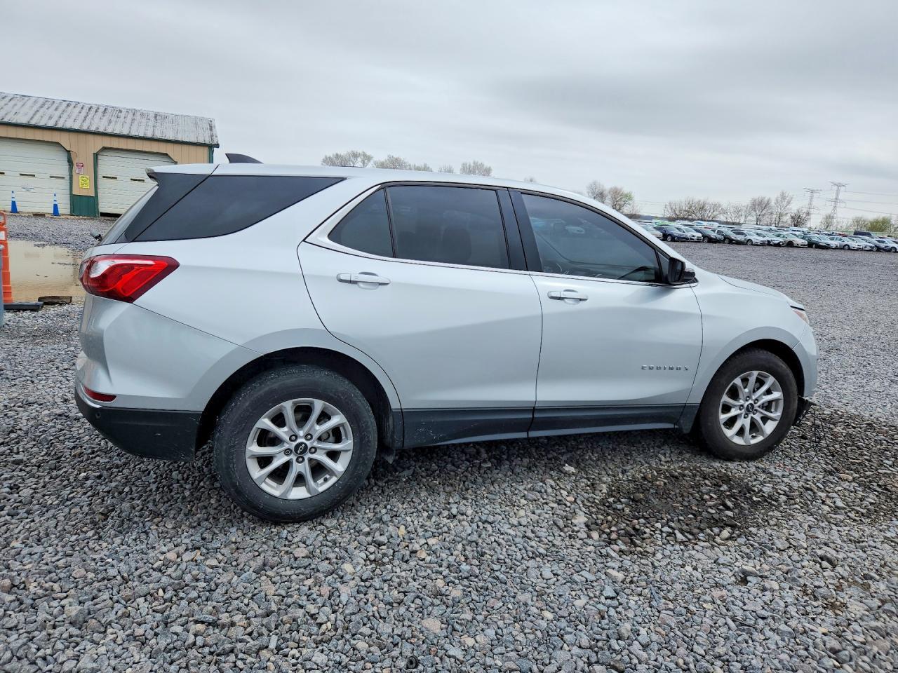 2018 Chevrolet Equinox Lt - Фото 3