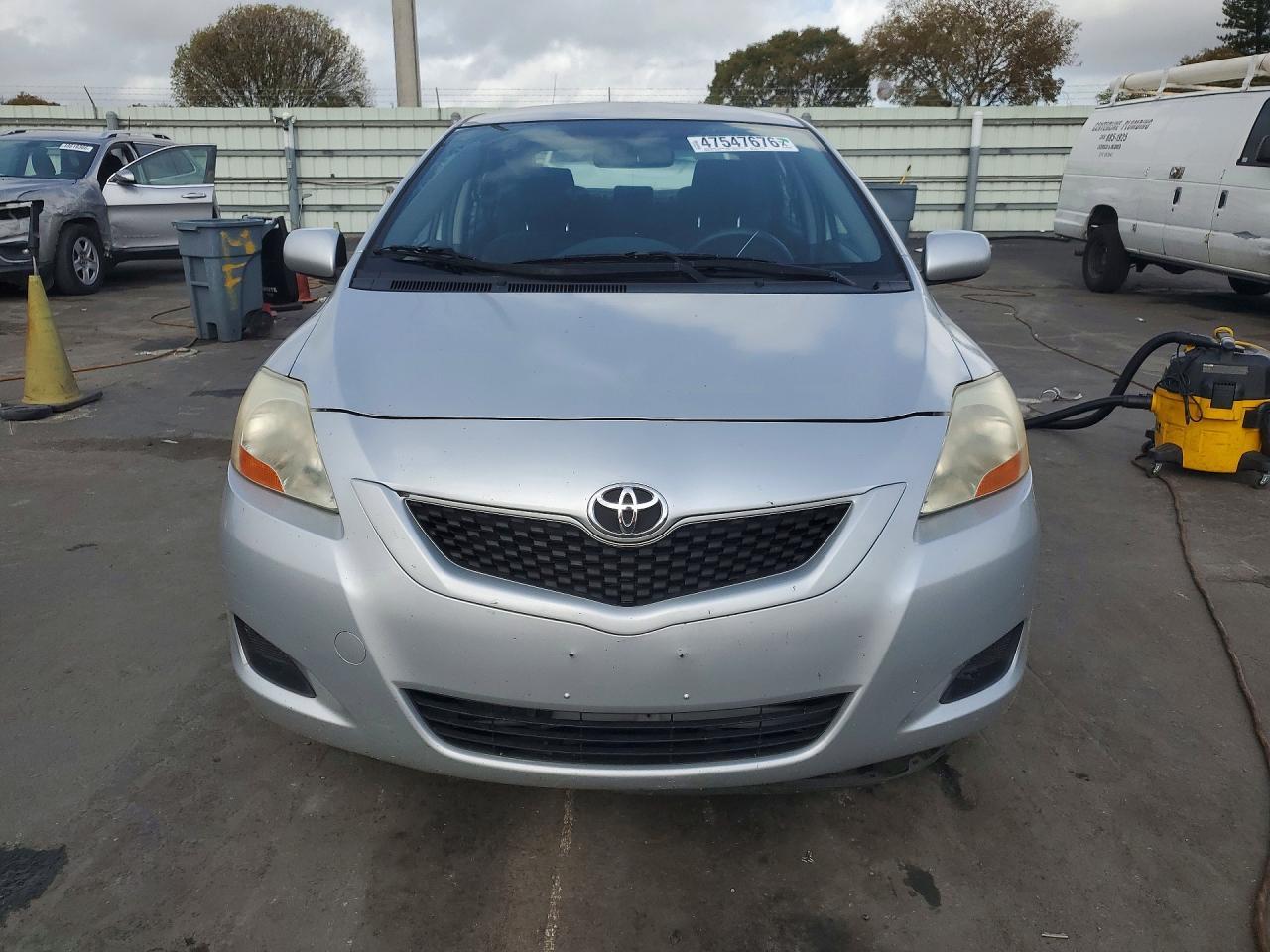 2010 Toyota Yaris Base - Image 5