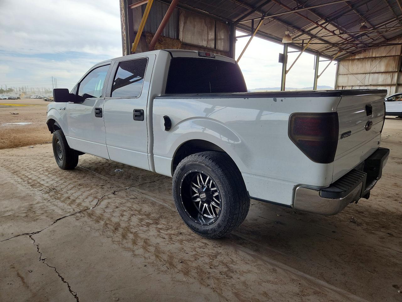 2010 Ford F150 Supercrew - Фото 2