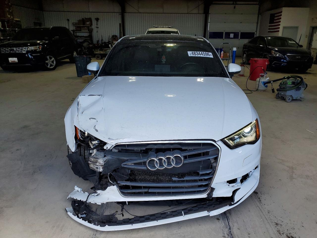 2016 Audi A3 Premium - Фото 5