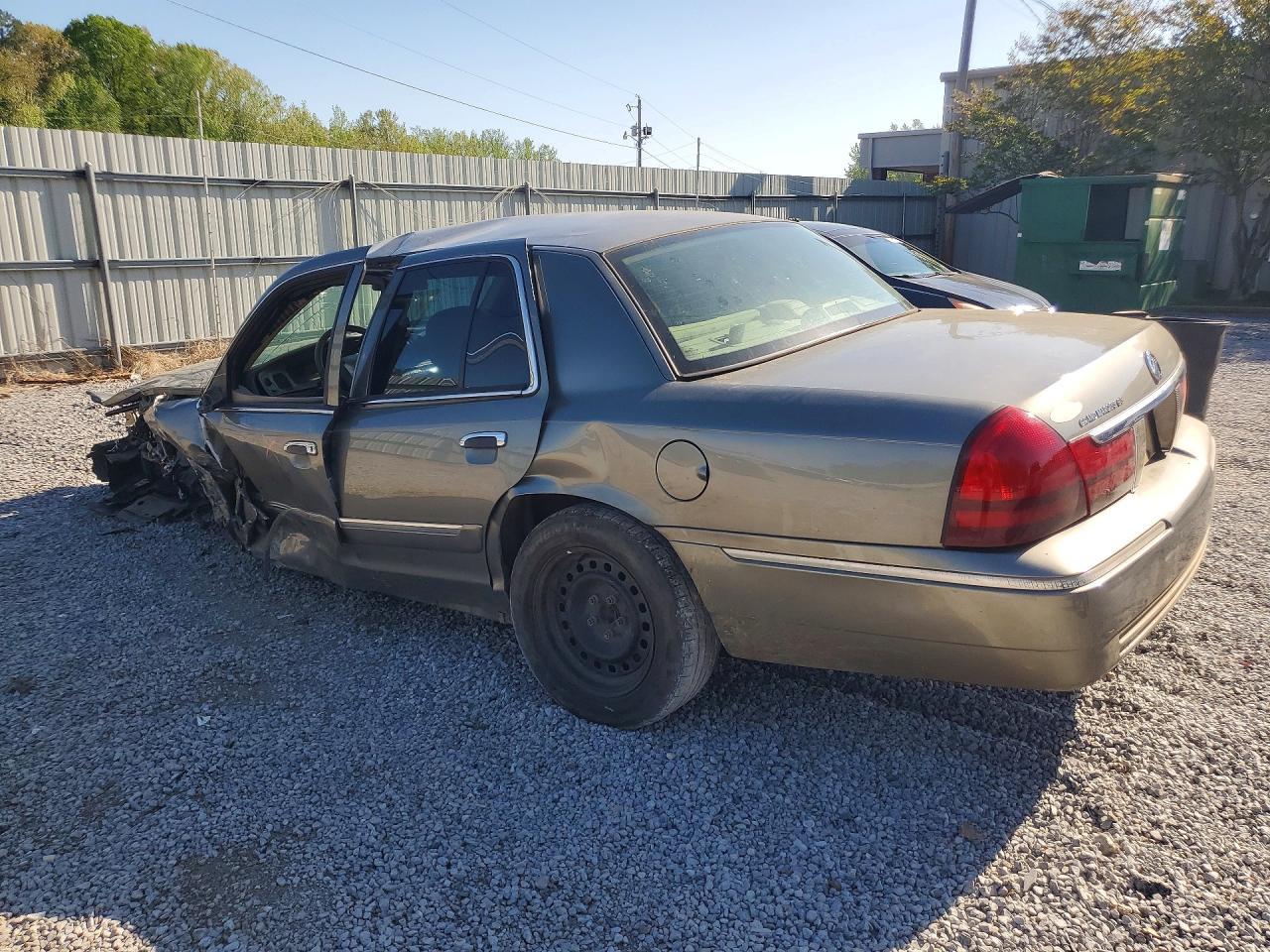 2004 Mercury Grand Marquis Gs - Image 2