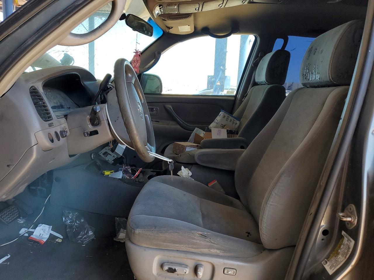 2005 Toyota Sequoia Sr5 - Фото 7