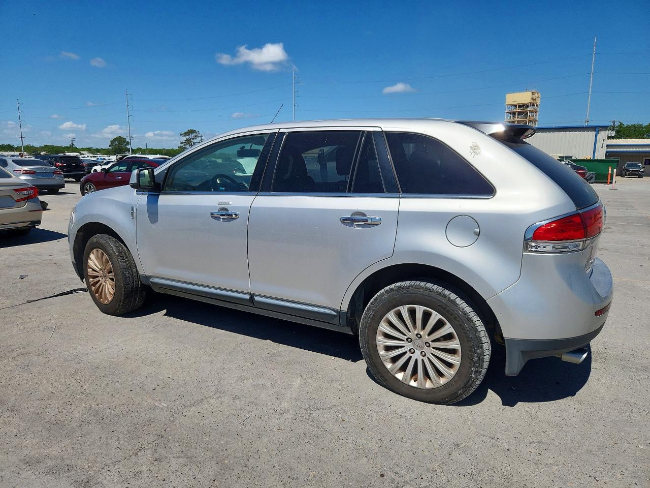 2011 Lincoln Mkx - Фото 2