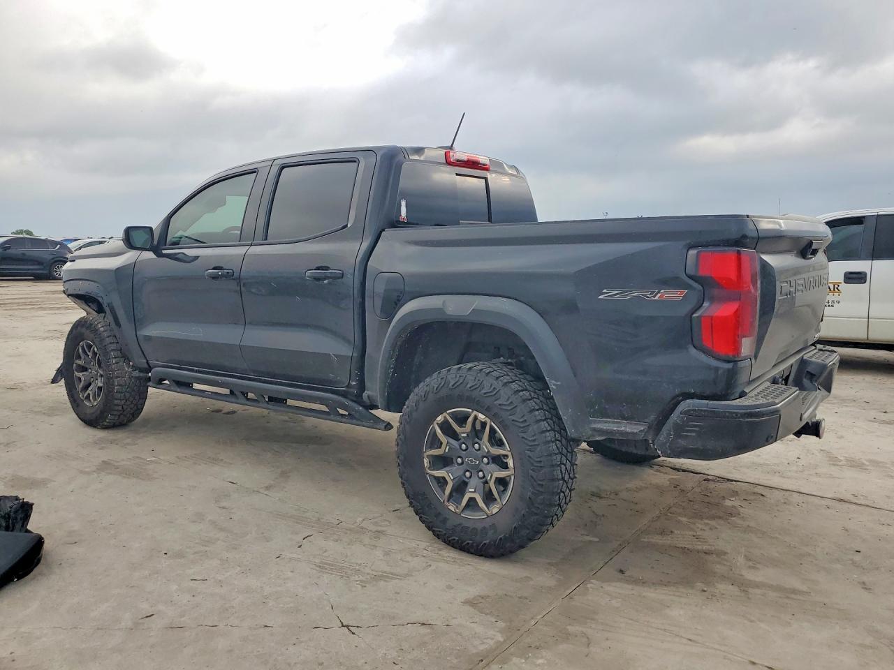 2026 Chevrolet Colorado Zr2 - Image 2