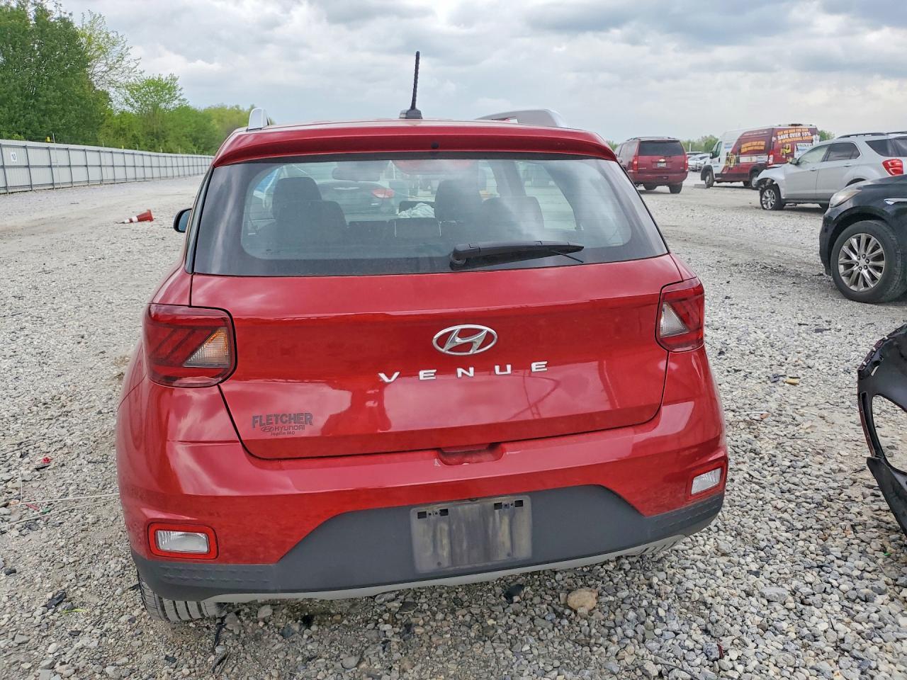2023 Hyundai Venue Limited - Image 6