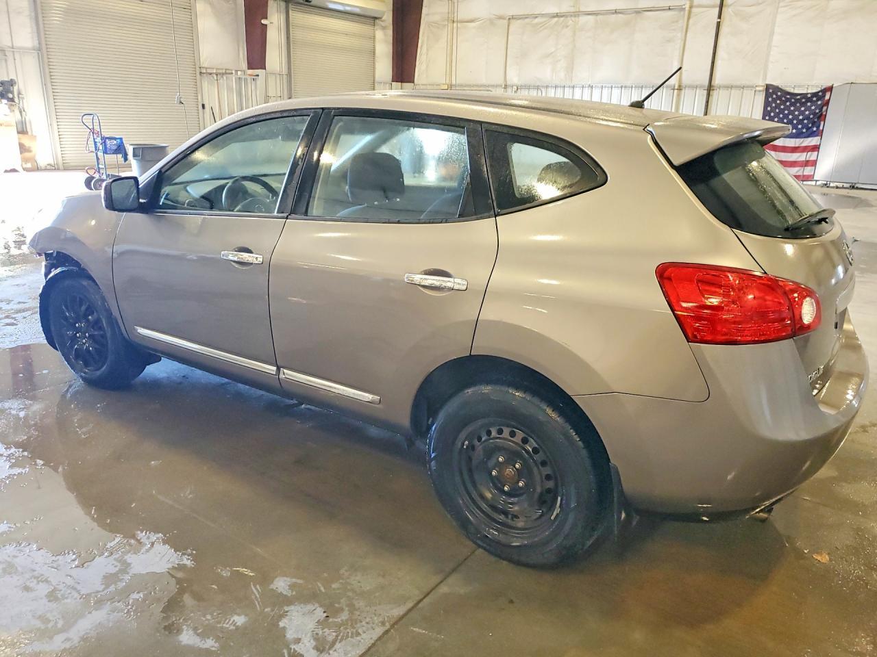 2011 Nissan Rogue S - Фото 2