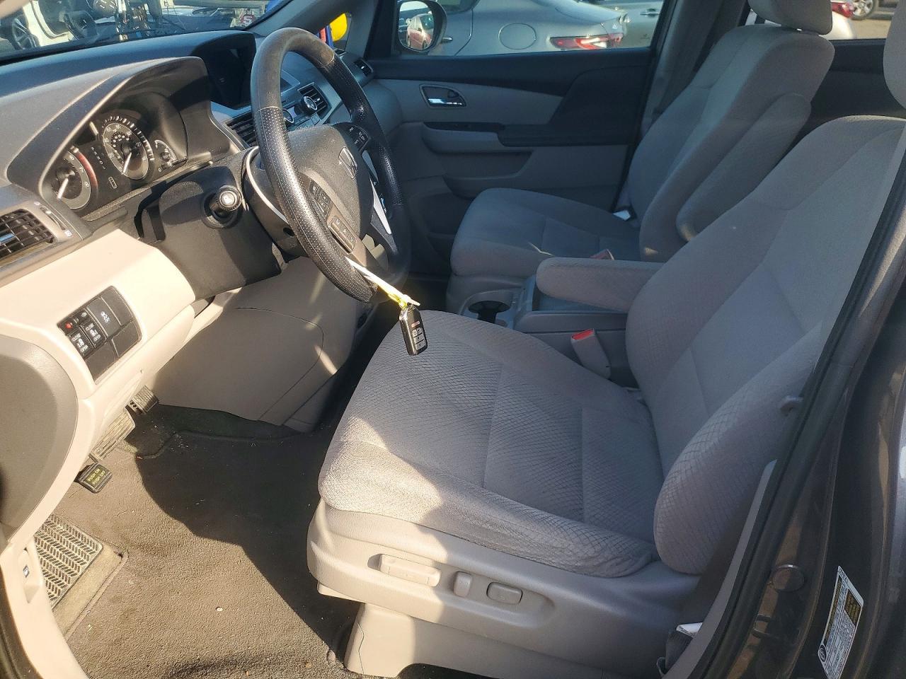 2016 Honda Odyssey Ex - Image 7