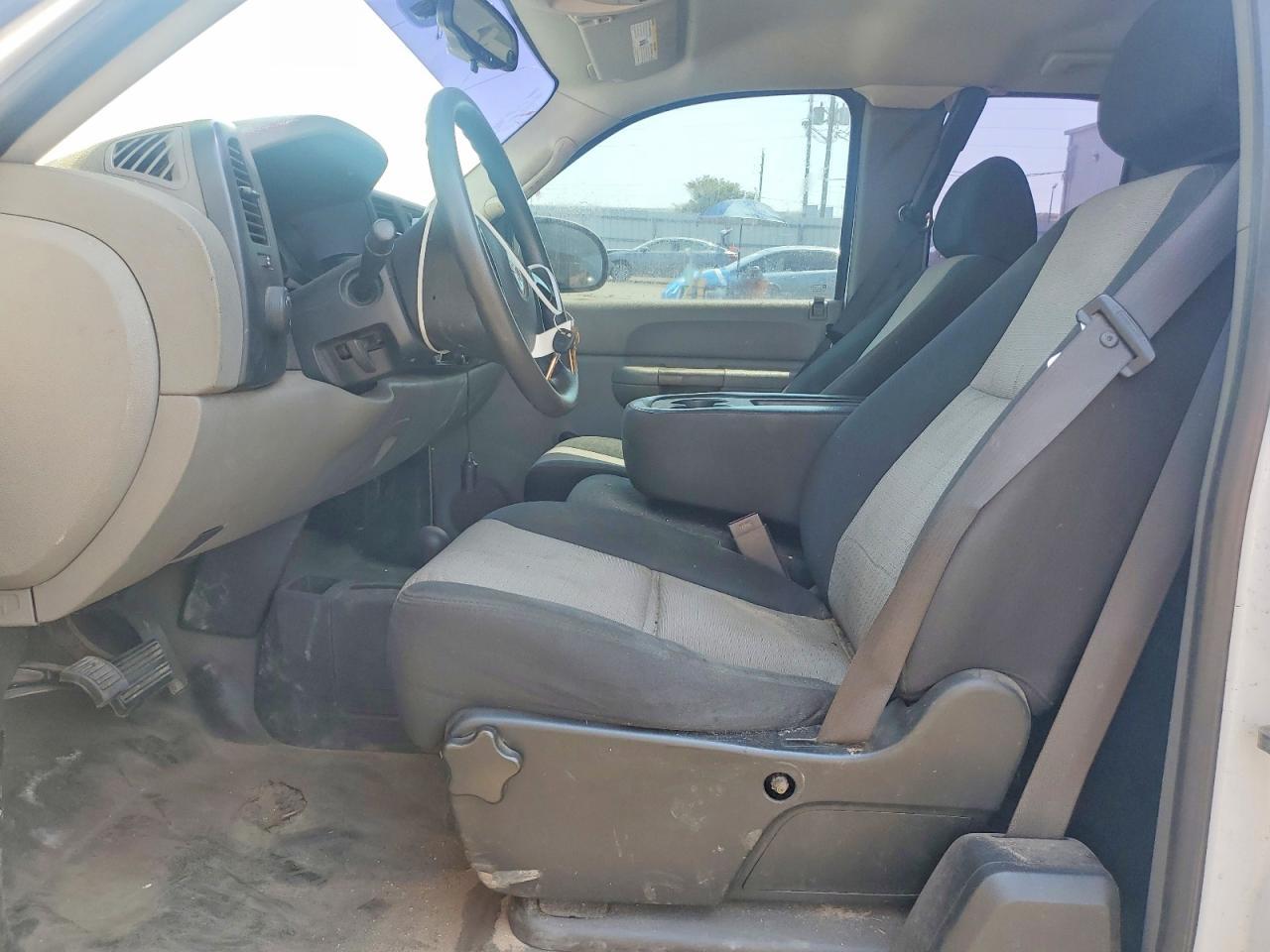 2008 GMC Sierra K1500 - Image 7