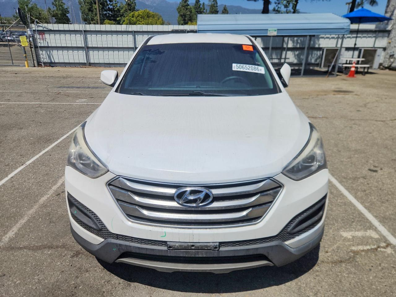 2015 Hyundai Santa Fe Sport 2.4L - Image 5