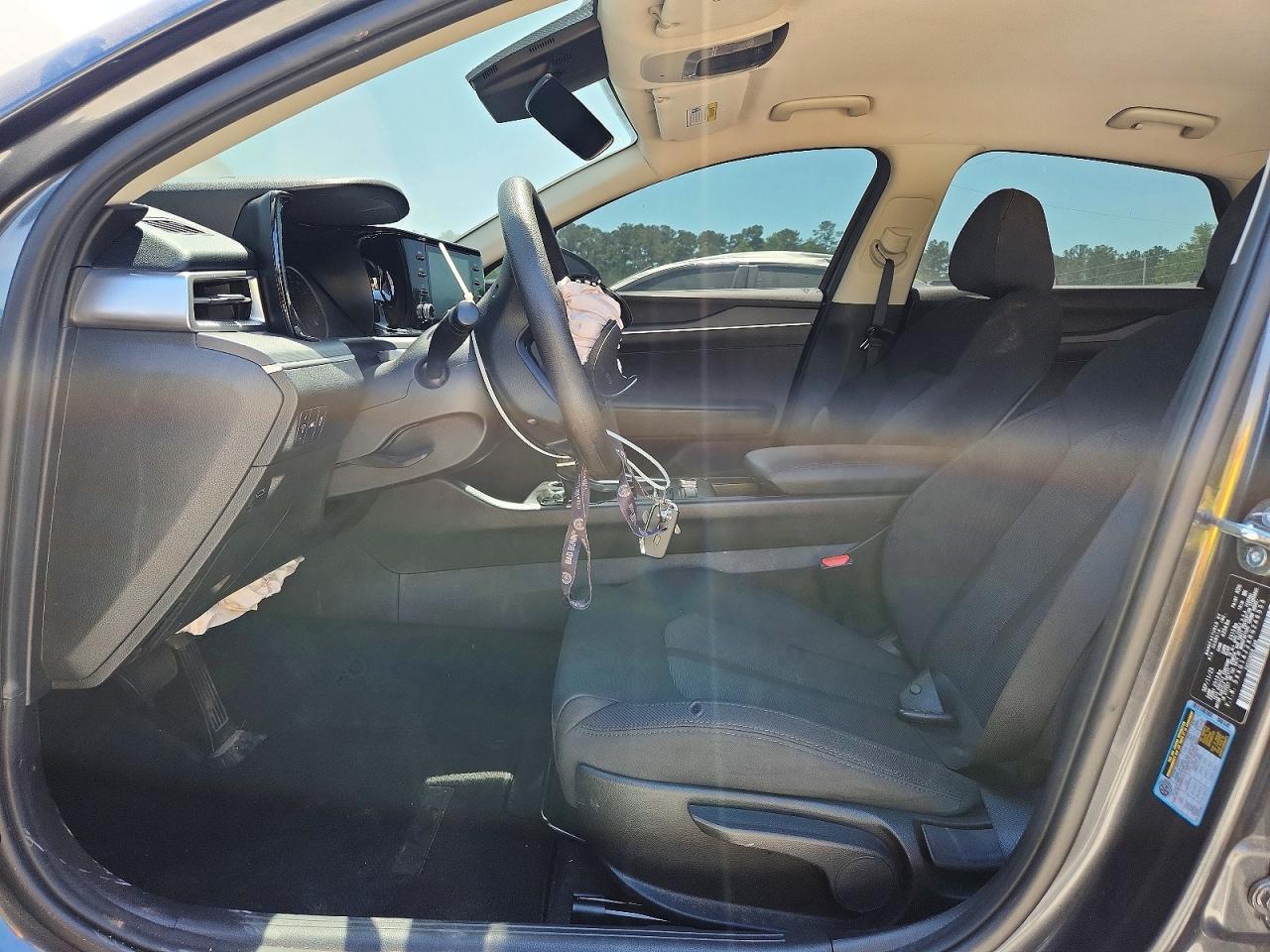 2024 Kia K5 Lxs - Image 7