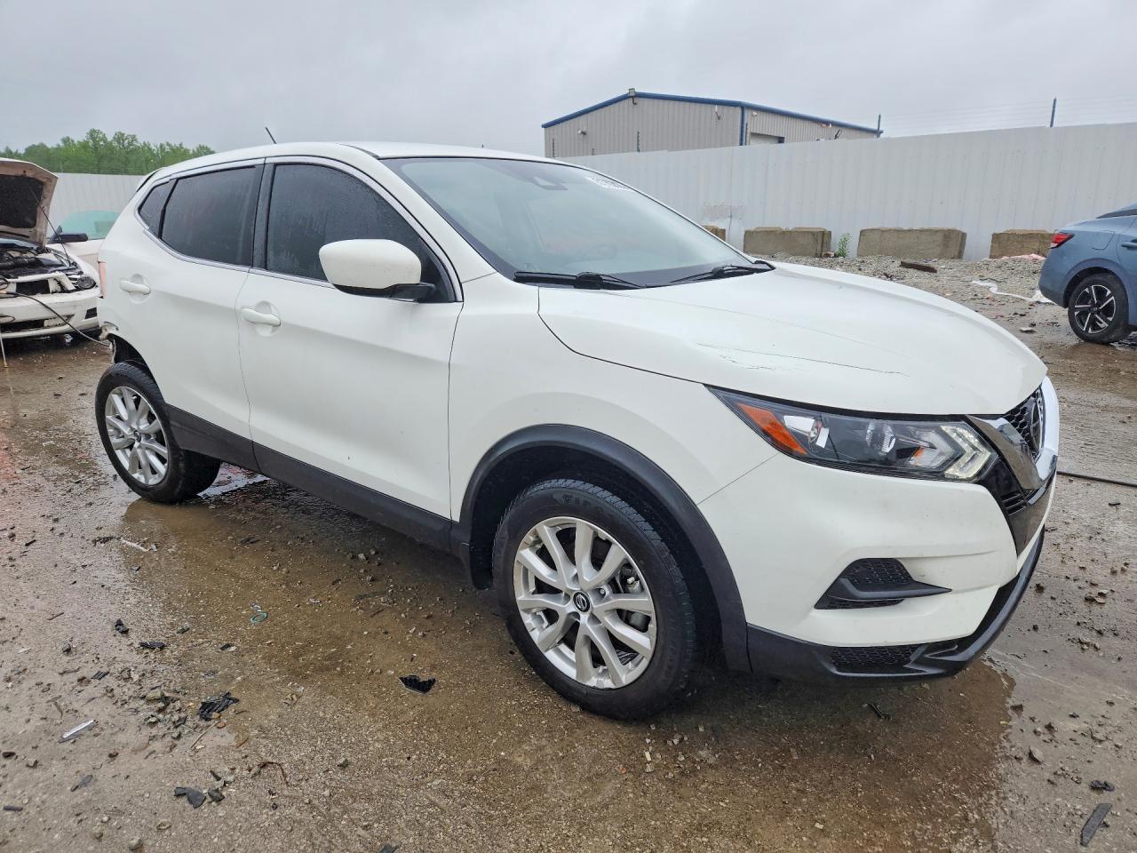 2021 Nissan Rogue Sport S - Фото 4