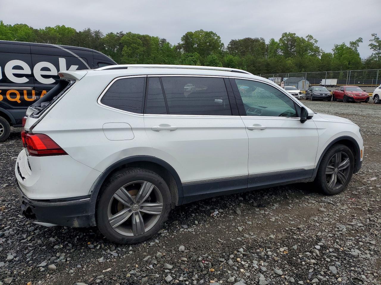 2018 Volkswagen Tiguan Sel Premium - Image 3