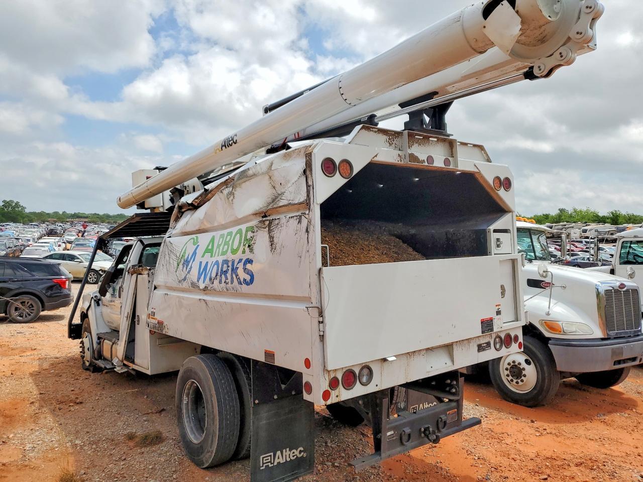 2024 Ford F750 Super Duty - Фото 2