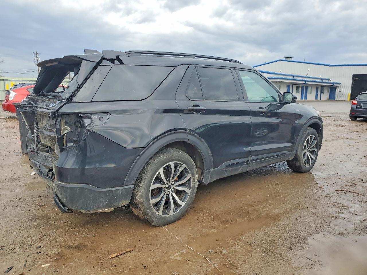 2025 Ford Explorer St-Line - Фото 3