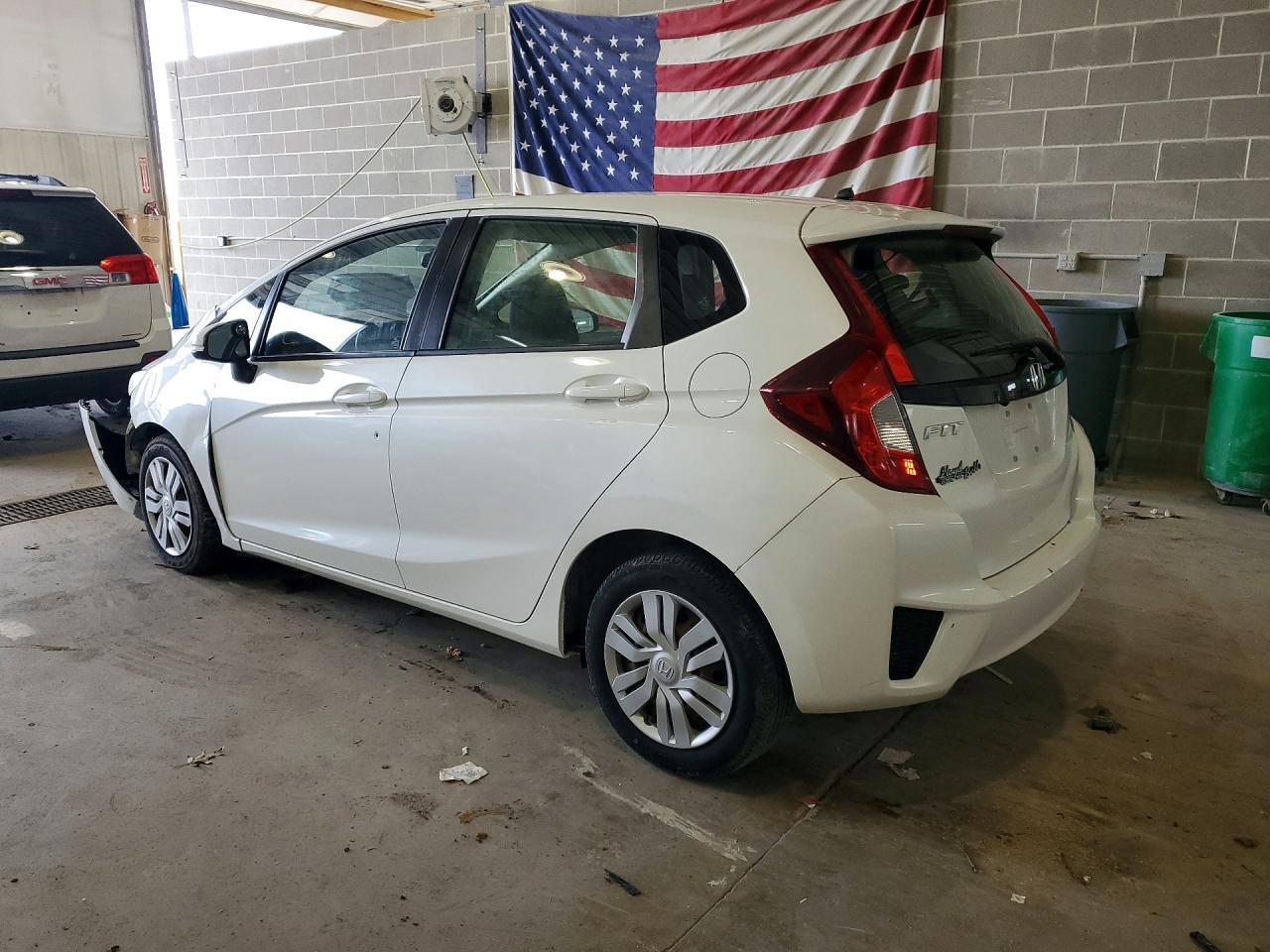 2017 Honda Fit Lx - Фото 2