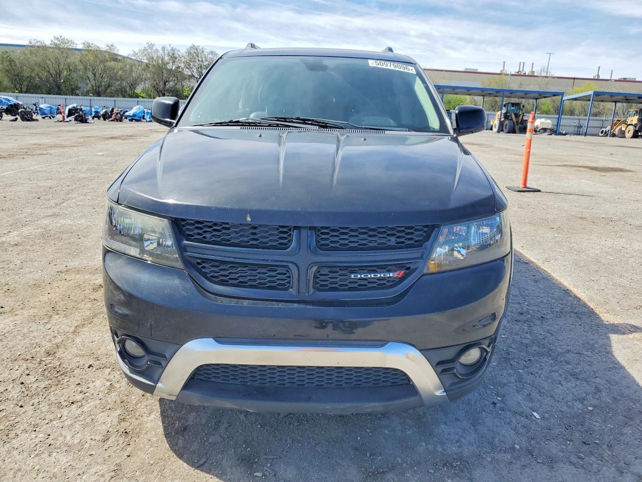 2018 Dodge Journey Crossroad - Image 5