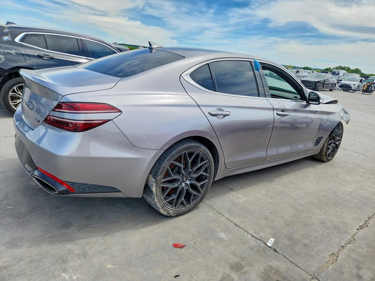 2022 Genesis G70 3.3T Standard - Image 3