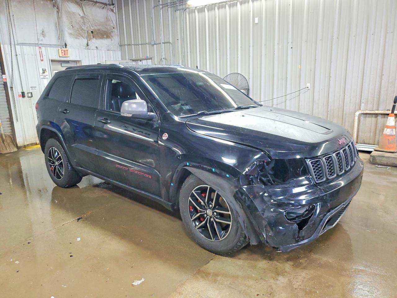 2018 Jeep Grand Cherokee Trailhawk - Фото 4