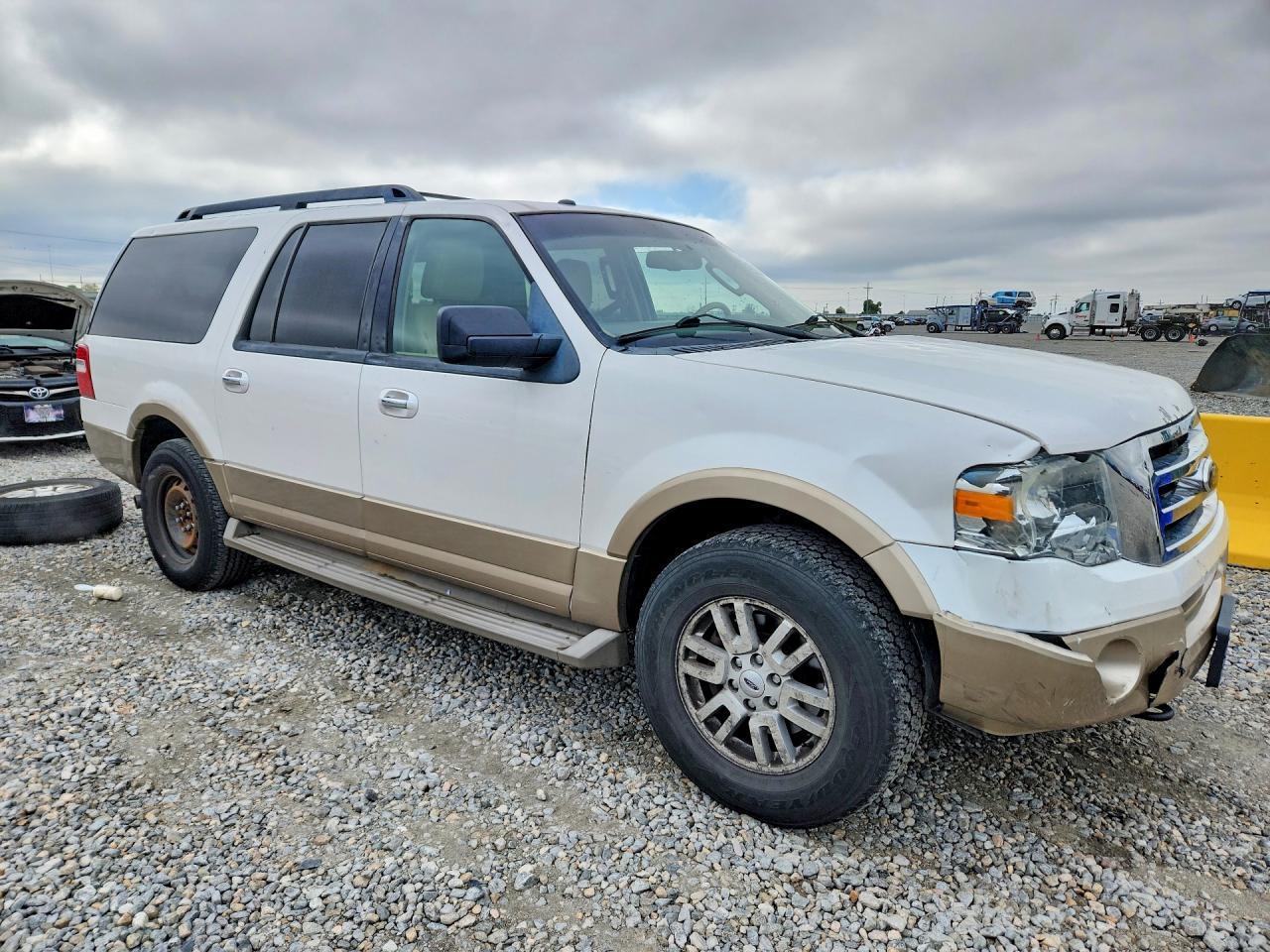 2013 Ford Expedition El Xlt - Фото 4