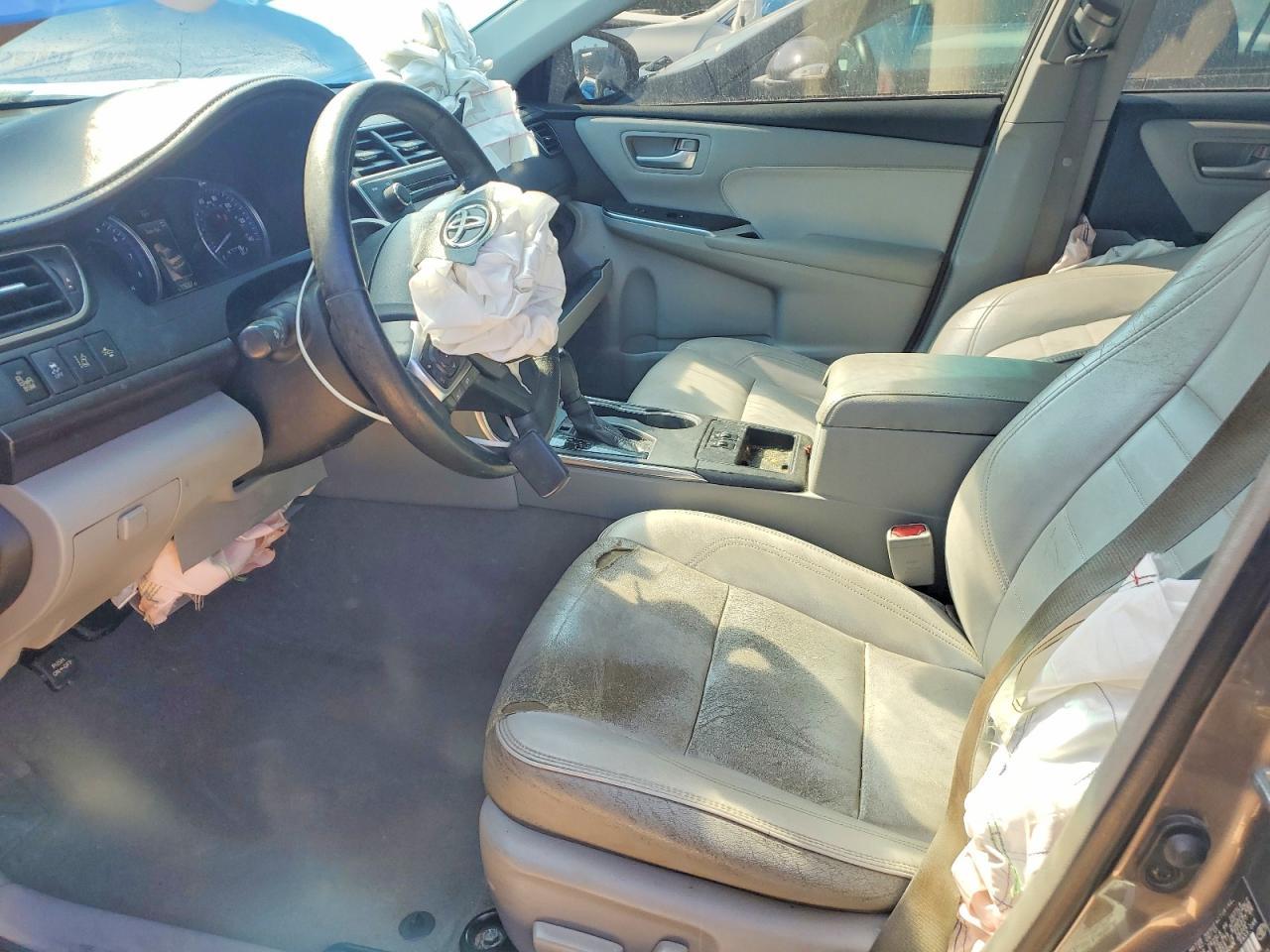 2015 Toyota Camry Xle - Image 7
