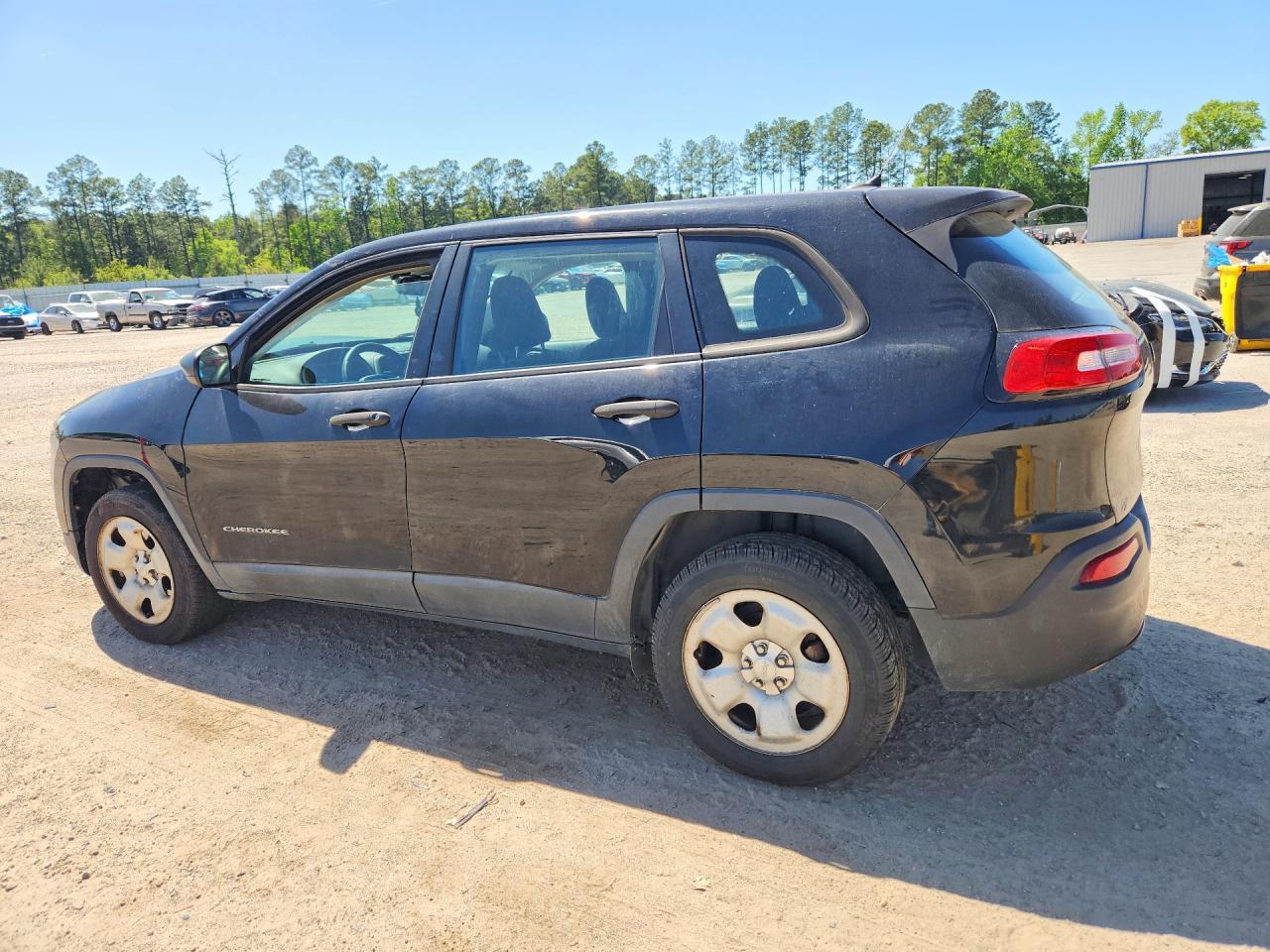 2017 Jeep Cherokee Sport - Image 2
