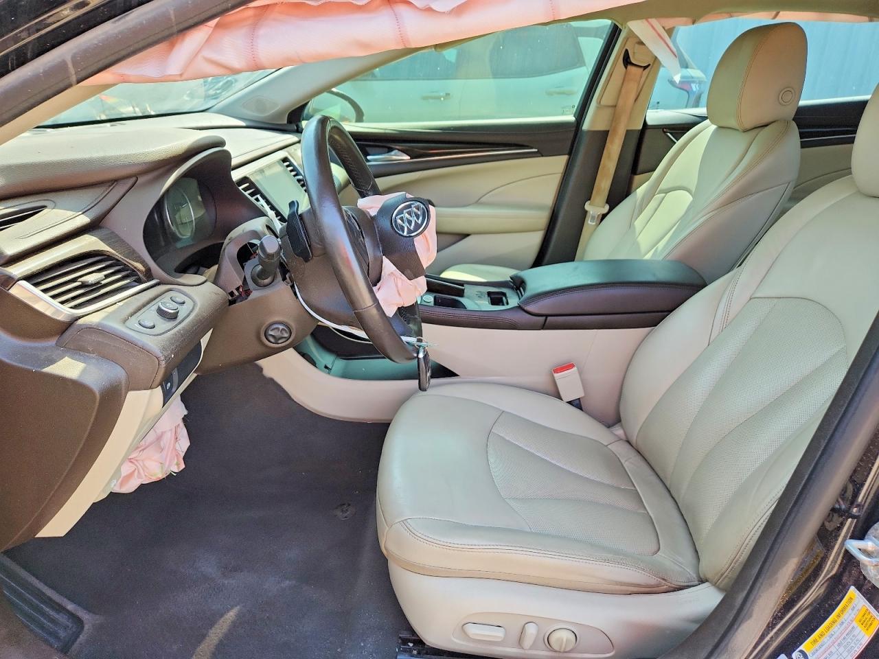 2017 Buick Lacrosse Essence - Image 7