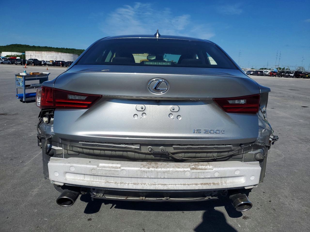 2016 Lexus Is 200T - Фото 6