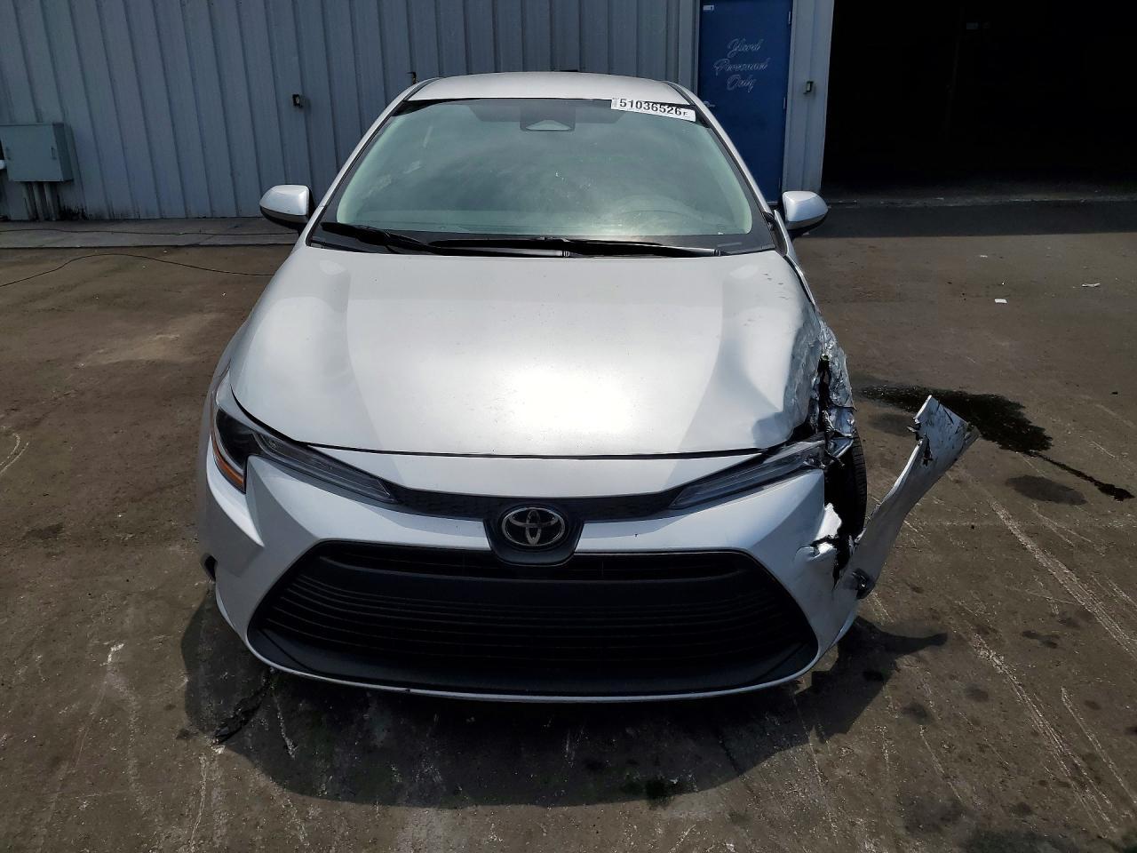 2025 Toyota Corolla Le - Image 5