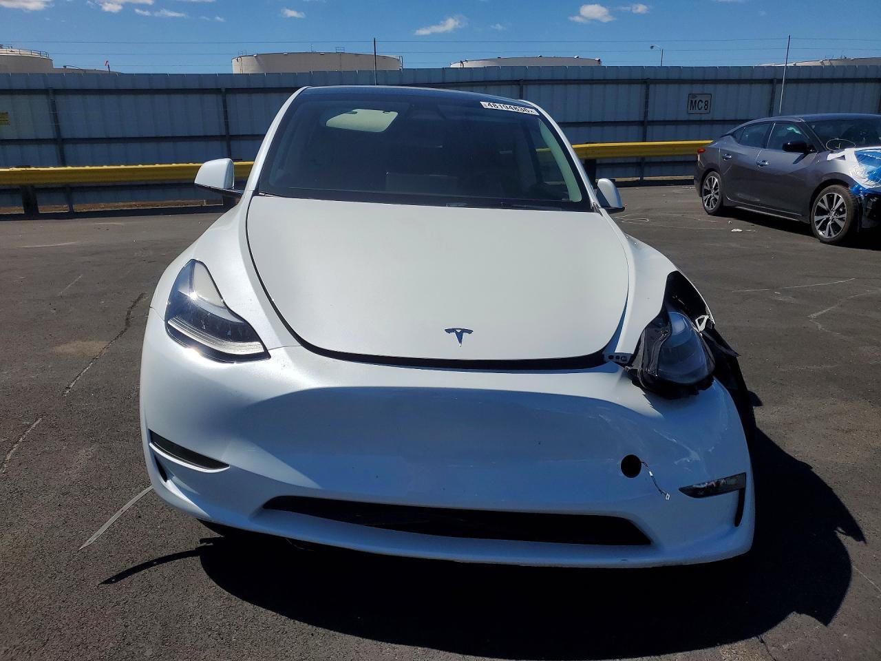 2023 Tesla Model Y - Фото 5