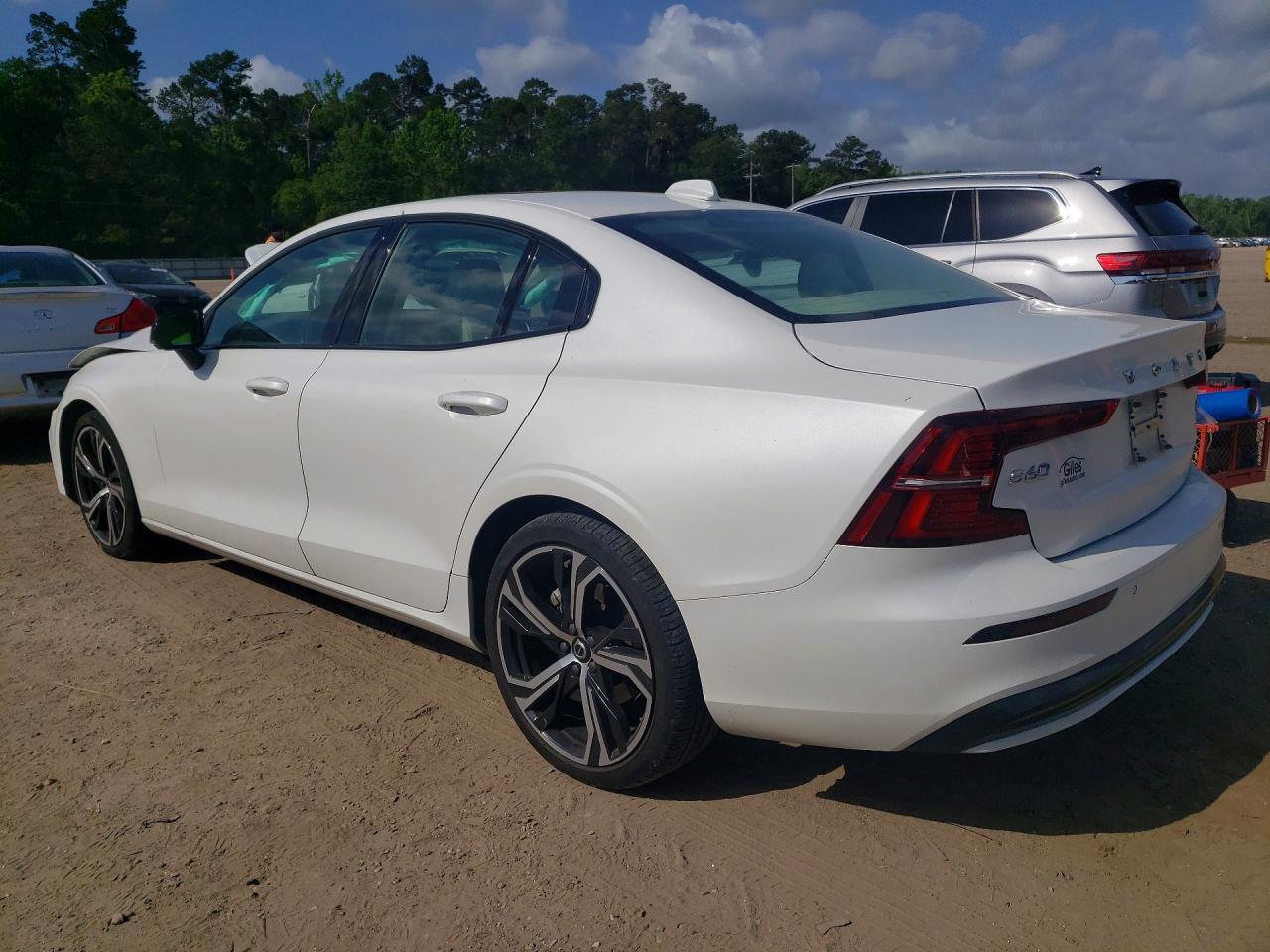 2024 Volvo S60 Core - Фото 2
