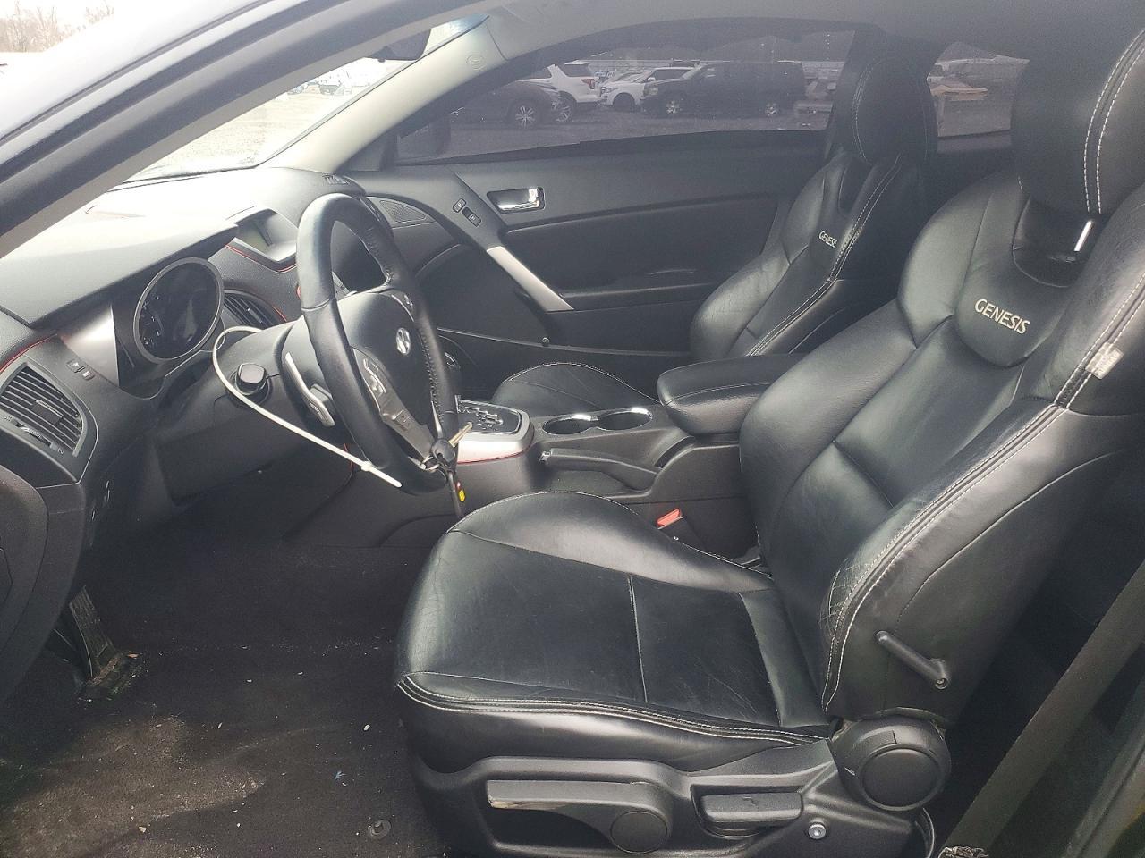 2010 Hyundai Genesis Coupe 2.0T - Фото 7